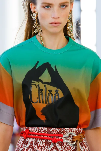 Look 24